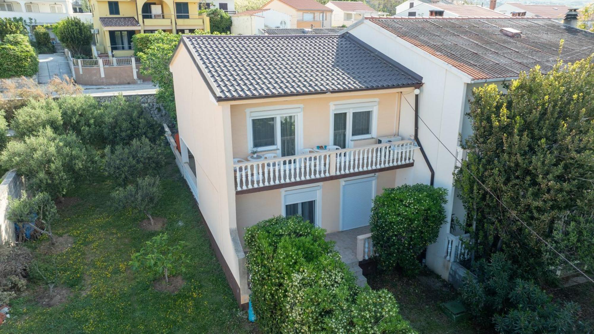 Apartment Wish - Two Bedrooms With 2 Ac Renewed Pag Town Eksteriør billede